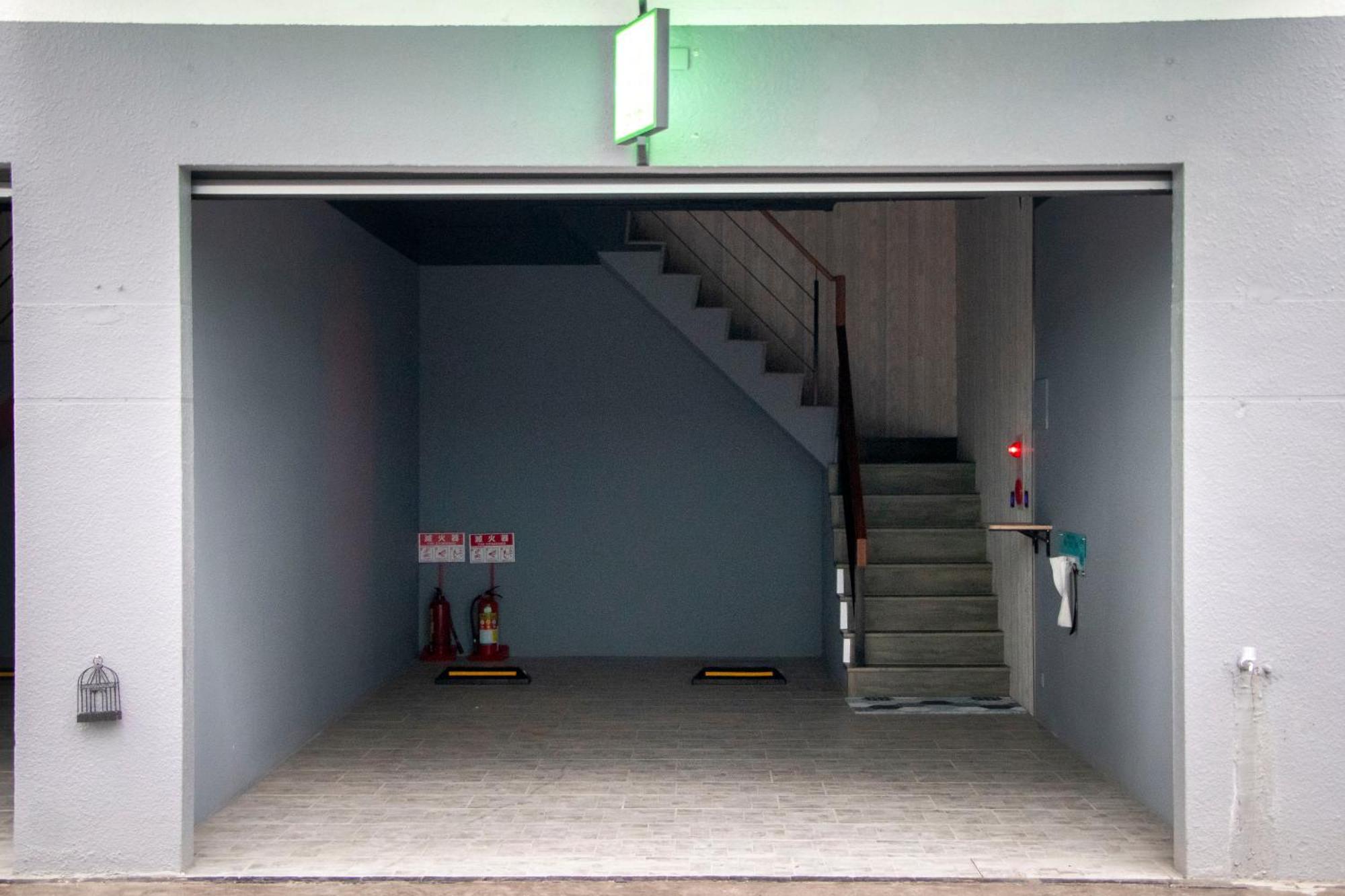 Fifth Avenue Motel Taichung Extérieur photo